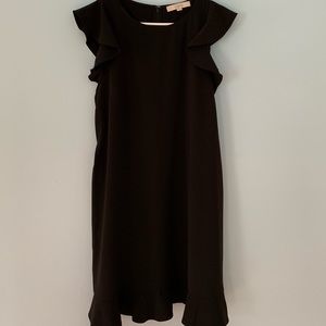 Flutter sleeve dress